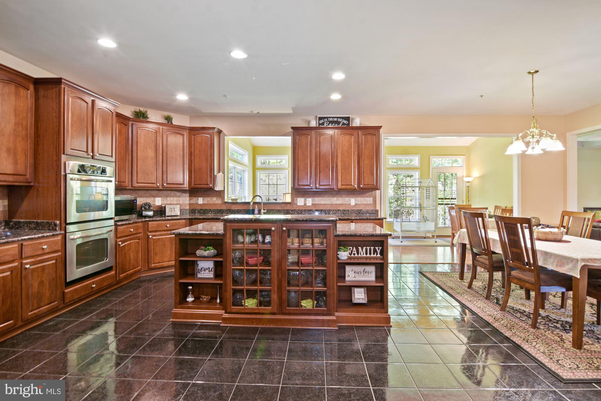 6803 Ironbridge Lane Laurel, MD 20707 - Photo 5 of 60 Spacious open kitchen with eat-in table space