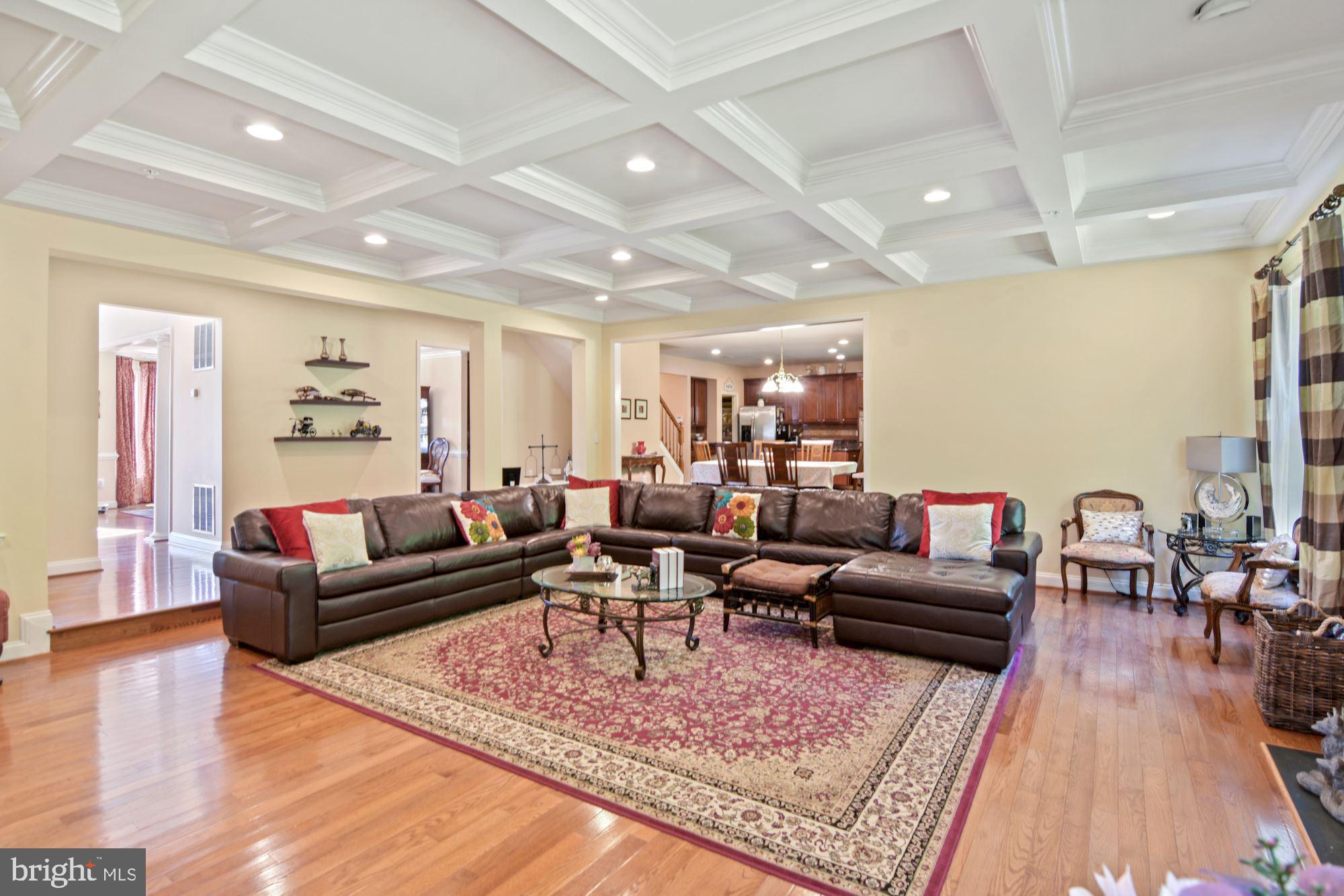 6803 Ironbridge Lane Laurel, MD 20707 - Photo 10 of 60 Spacious family room