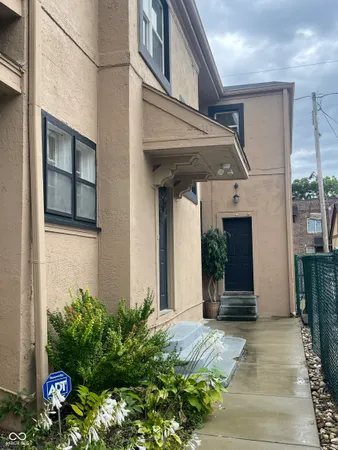 $875 | 115 East 36th Street, Indianapolis, IN 46205
