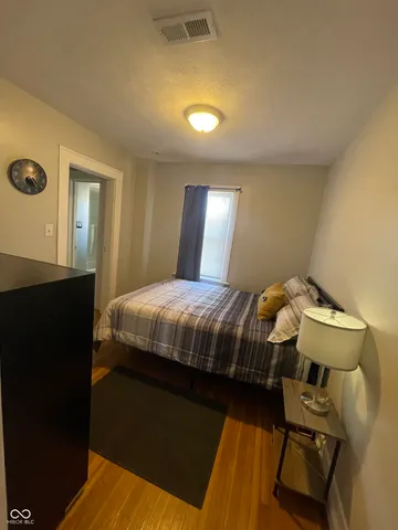 $995 | Undisclosed Address, Indianapolis, IN 46205