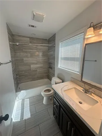 $2,200 | 2310 Stafford Street, Gretna, LA 70053