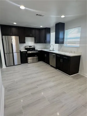 $2,200 | 2310 Stafford Street, Gretna, LA 70053