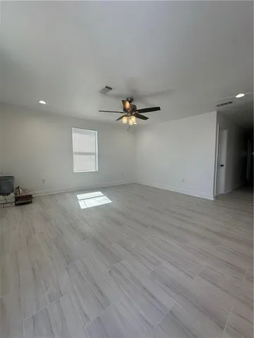 $2,200 | 2310 Stafford Street, Gretna, LA 70053