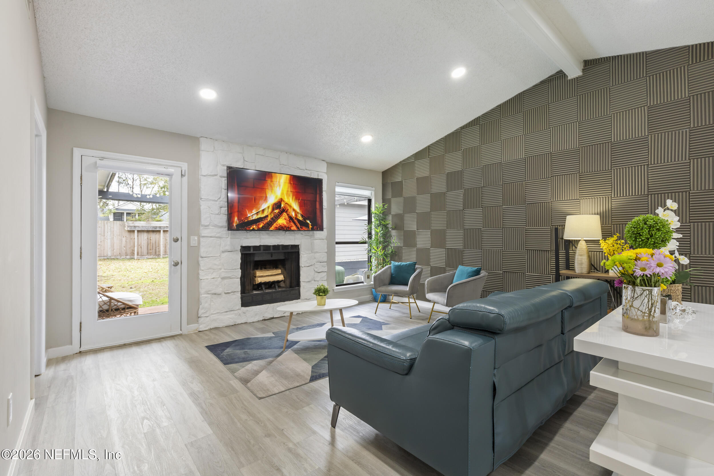 11558 St Josephs Road Jacksonville, FL 32223 - Photo 16 of 46 10_living room 2