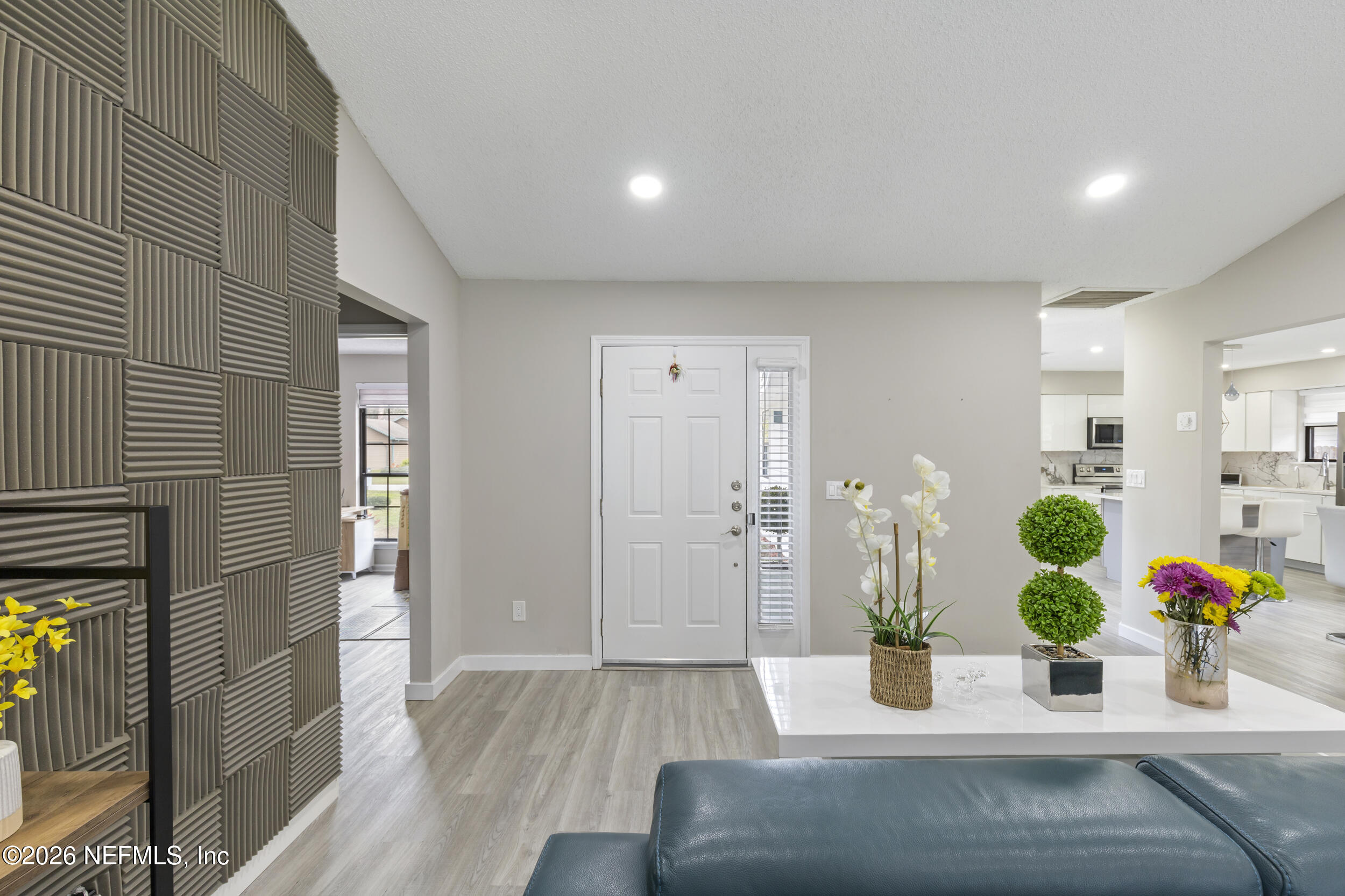 11558 St Josephs Road Jacksonville, FL 32223 - Photo 18 of 46 12_entry door interior