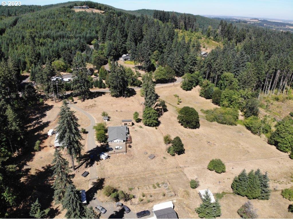 25426 Butler Road Junction City, OR 97448 - Photo 18 of 36 Gallery Image 18