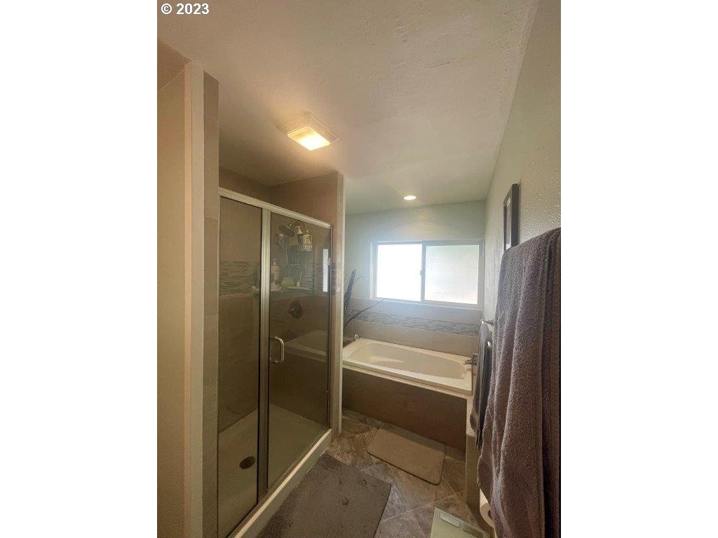 25426 Butler Road Junction City, OR 97448 - Photo 26 of 36 Gallery Image 26