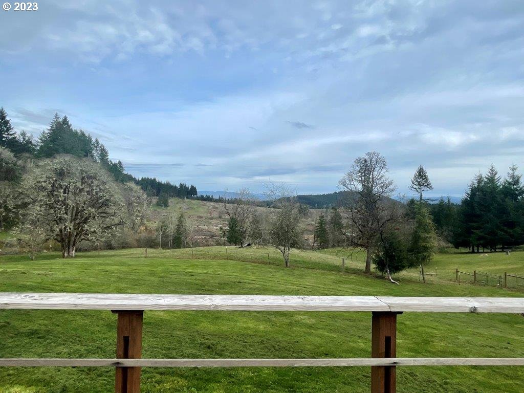 25426 Butler Road Junction City, OR 97448 - Photo 5 of 36 Gallery Image 5