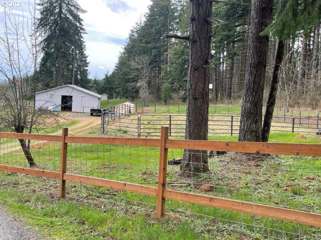 25426 Butler Road Junction City, OR 97448 - Photo 10 of 36 Gallery Image 10
