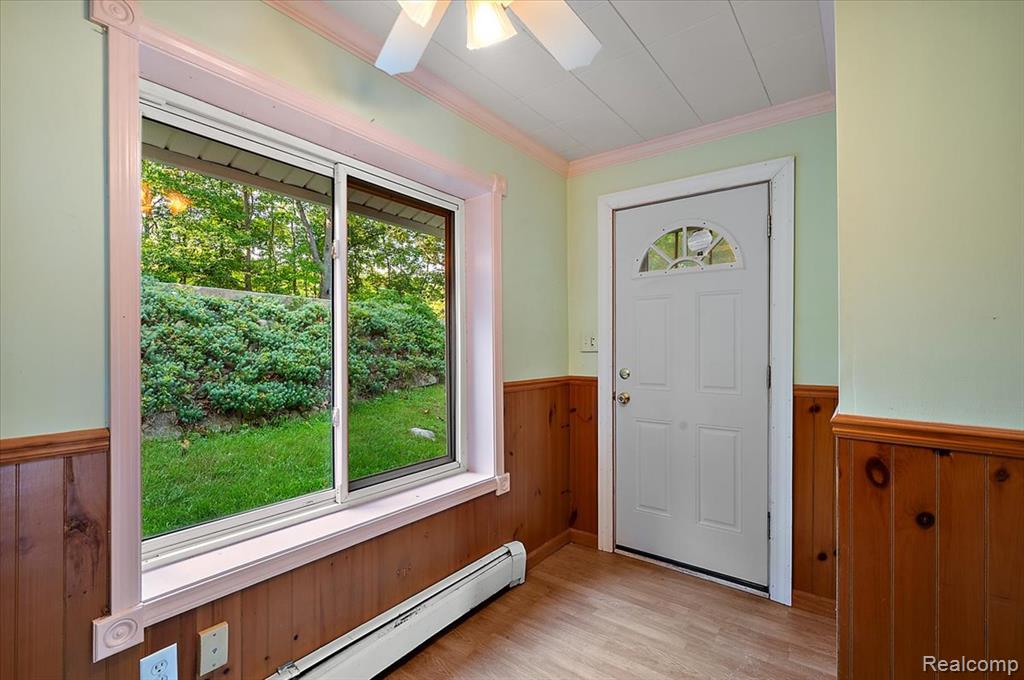 9080 River Valley Road Brighton, MI 48116 - Photo 8 of 72