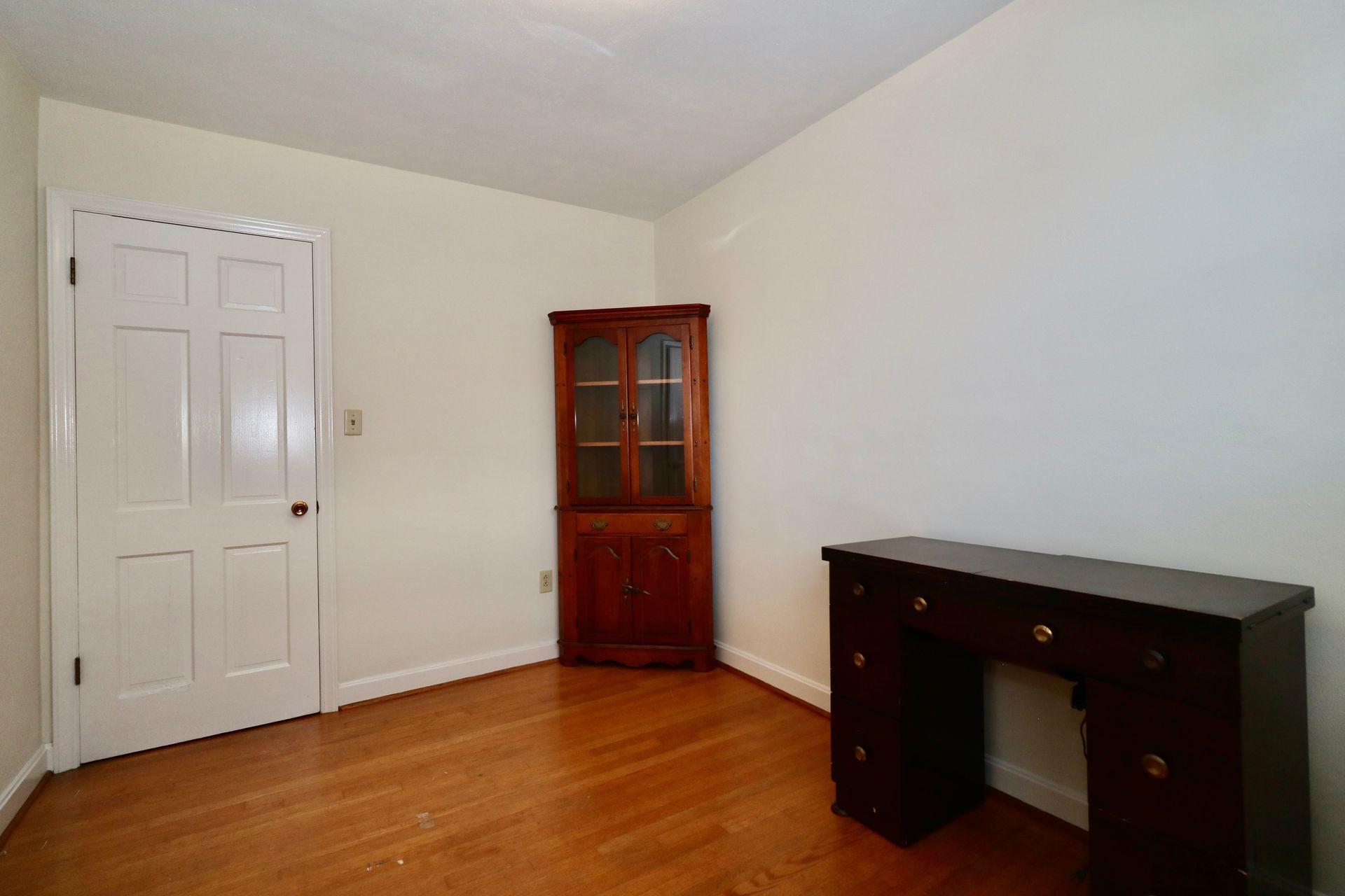 901 Olney Road Vinton, VA 24179 - Photo 30 of 42 a view of an empty room and closet area