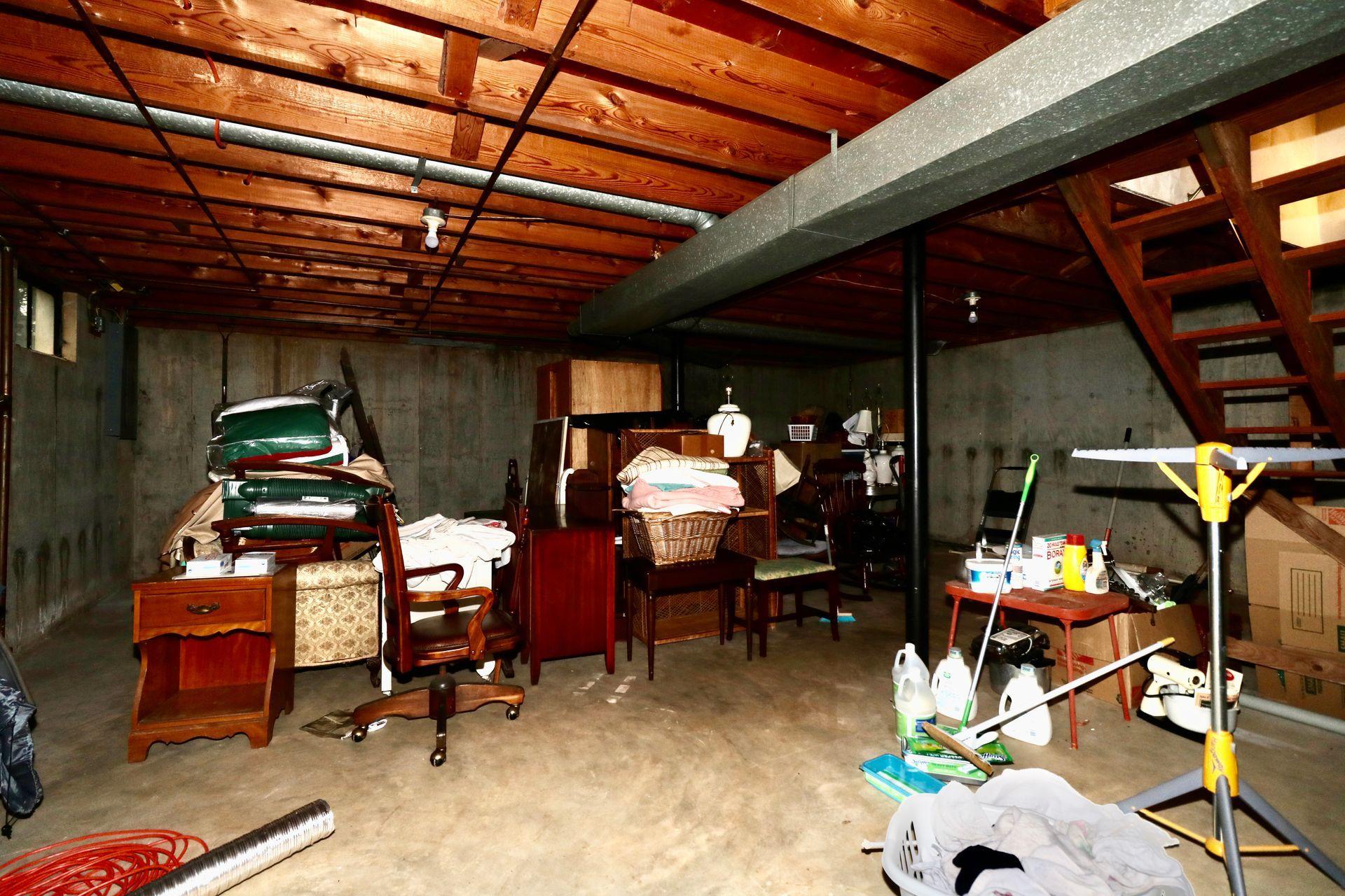 901 Olney Road Vinton, VA 24179 - Photo 35 of 42 a view of a room with gym equipment