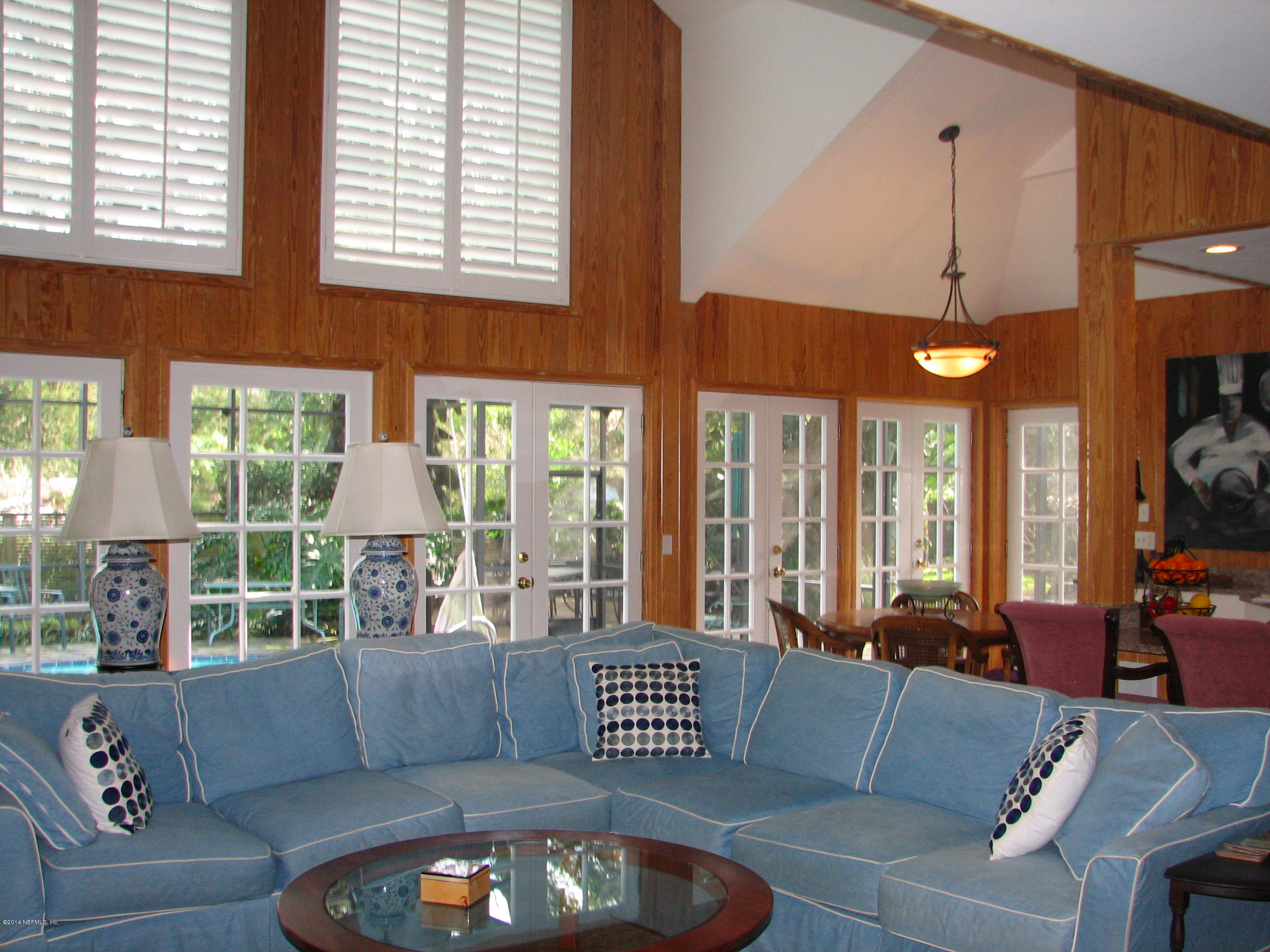 1075 Seminole Road Atlantic Beach, FL 32233 - Photo 3 of 31 KW-1075 Seminole-Family Room