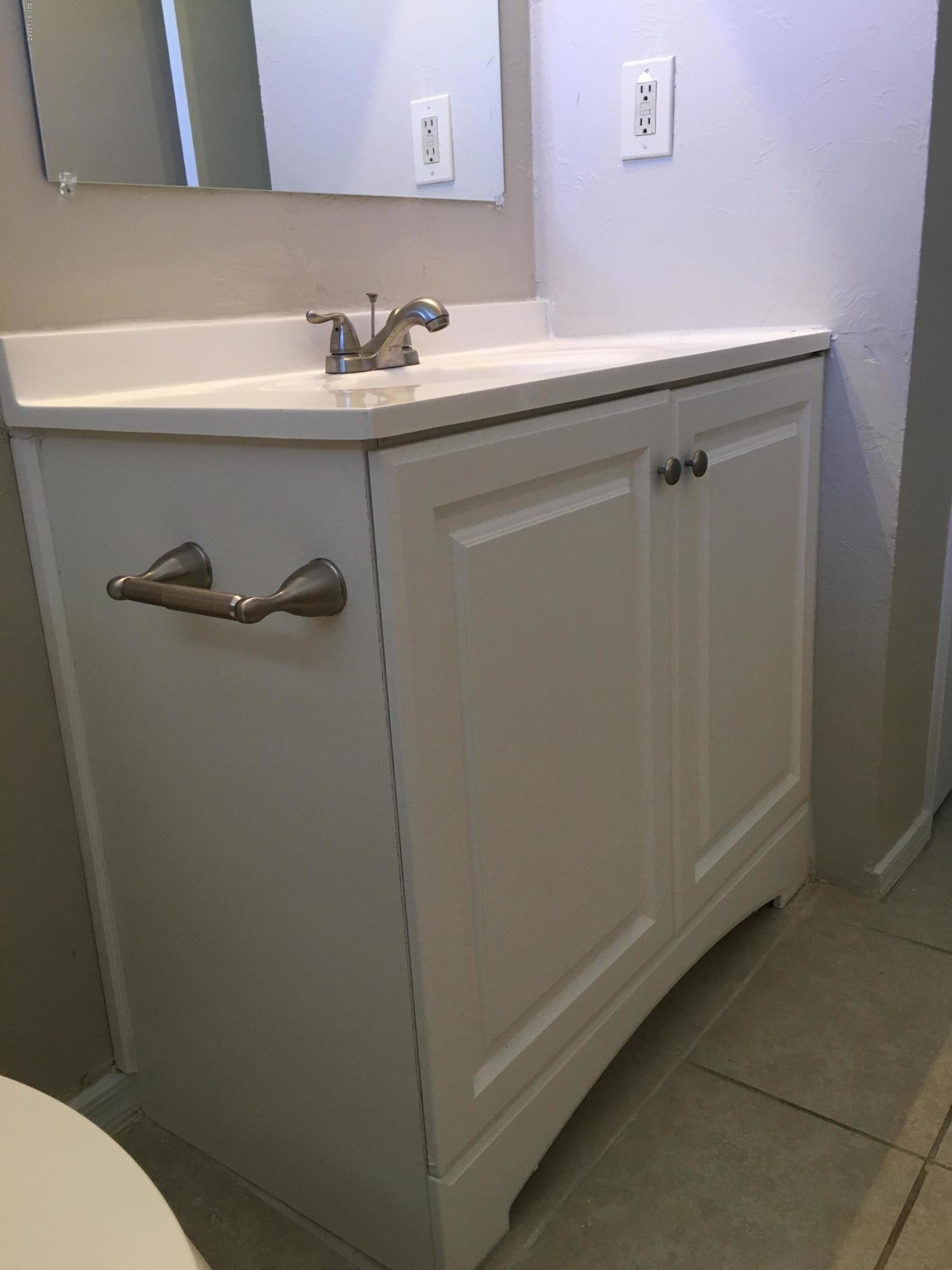 9630 East Sellarole Road Tucson, AZ 85730 - Photo 15 of 29 Gallery Image 15