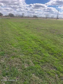 $30,000 | 2 Delcambre Road, Breaux Bridge, LA 70517