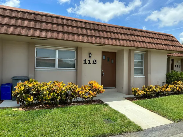$2,100 | 5775 Fernley Drive West, Unit 112, West Palm Beach, FL 33415