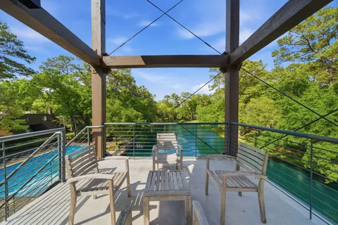 $315,000 | 160 Litchfield Lane, Houston, TX 77024