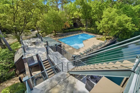$315,000 | 160 Litchfield Lane, Houston, TX 77024