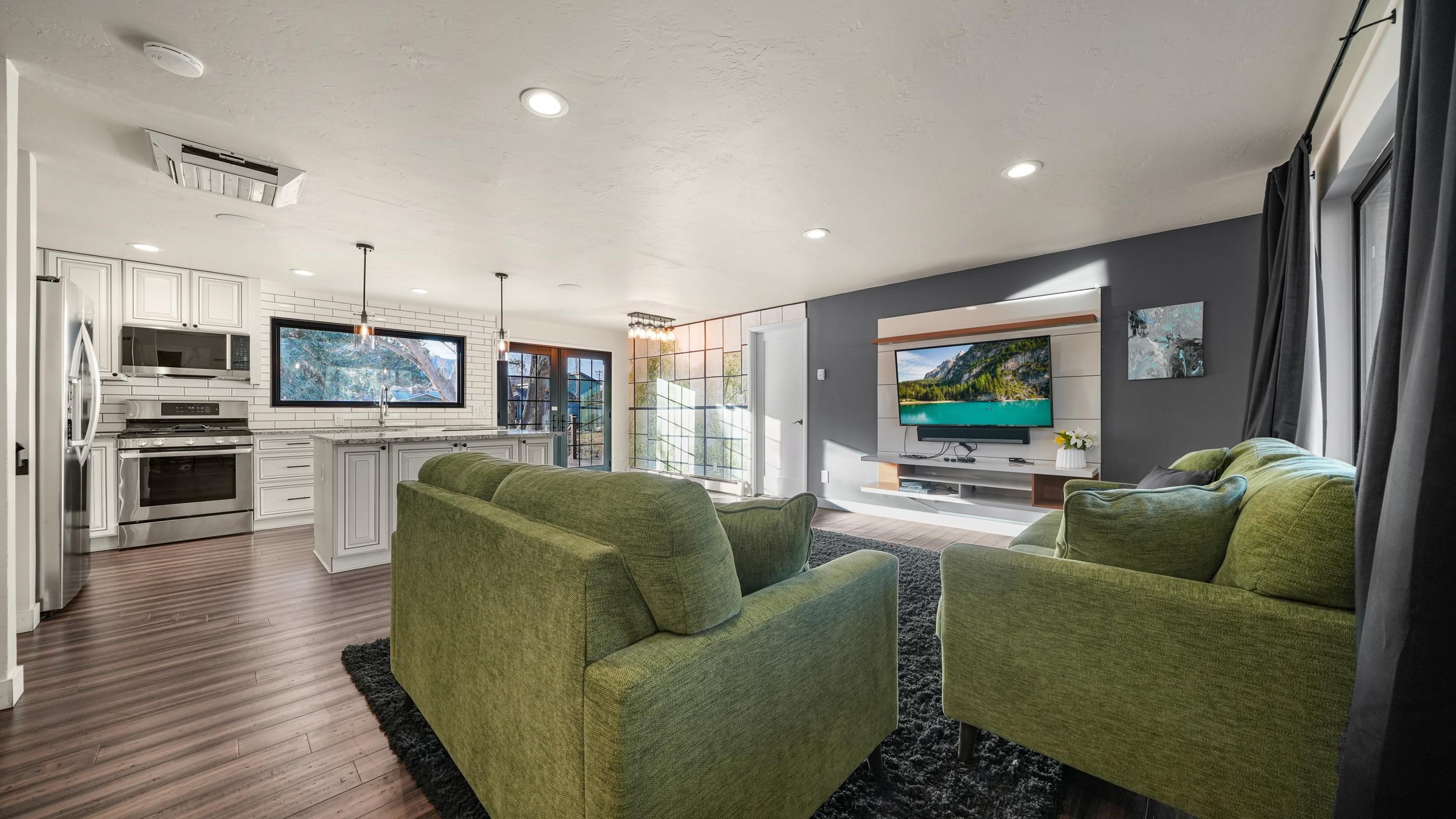 547 South Broadway Grand Junction, CO 81507 - Photo 7 of 36