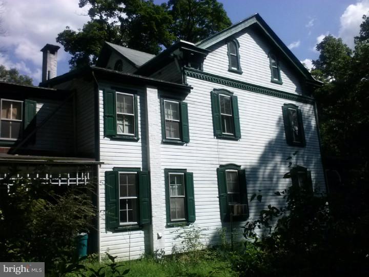 108 Angora Road Reading, PA 19606 - Photo 3 of 11