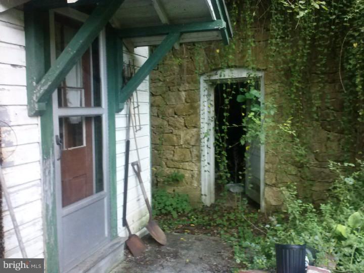 108 Angora Road Reading, PA 19606 - Photo 5 of 11