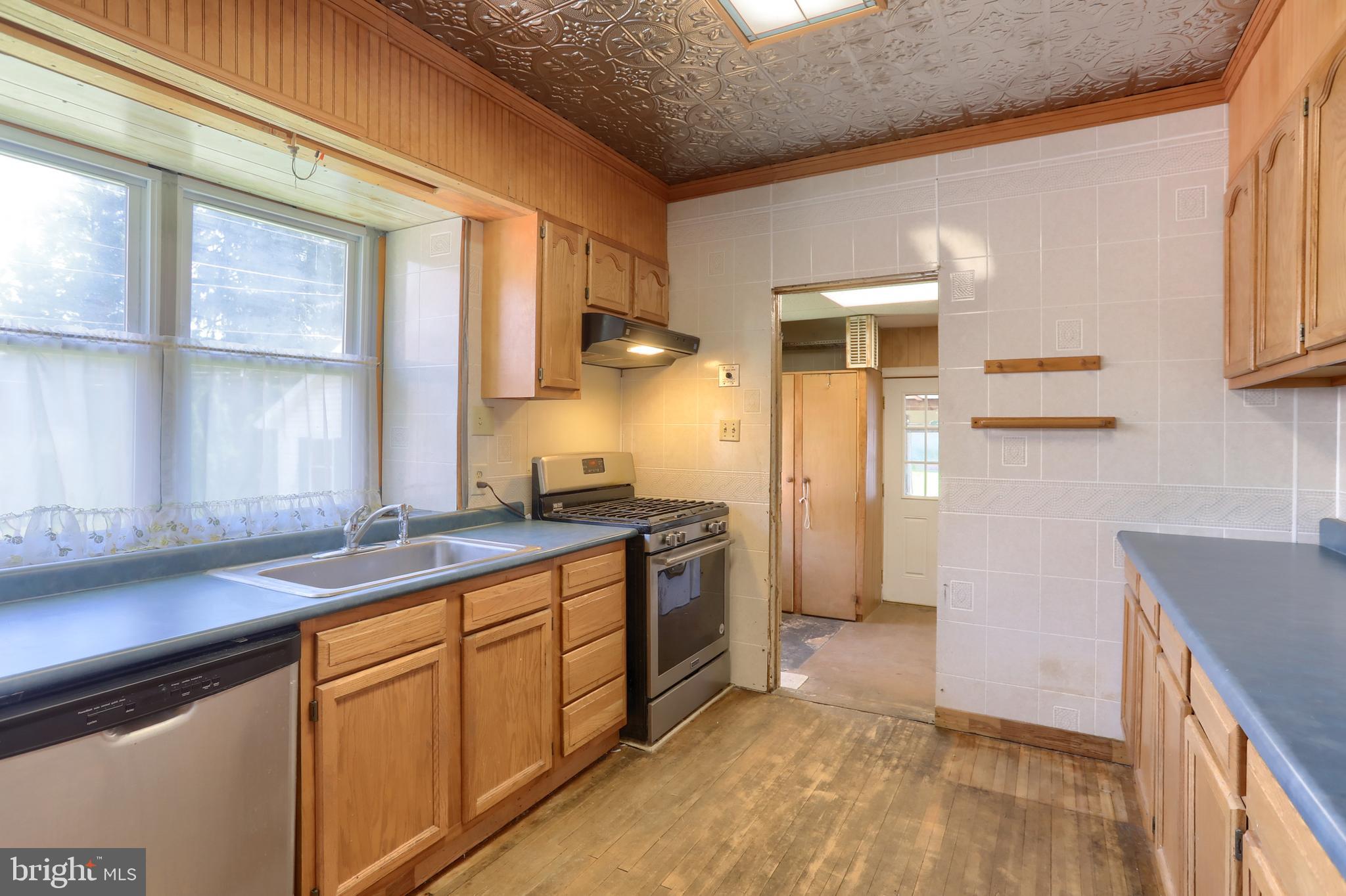 332 East Walnut Street Reading, PA 19607 - Photo 20 of 40 Kitchen - Possible Pantry Location