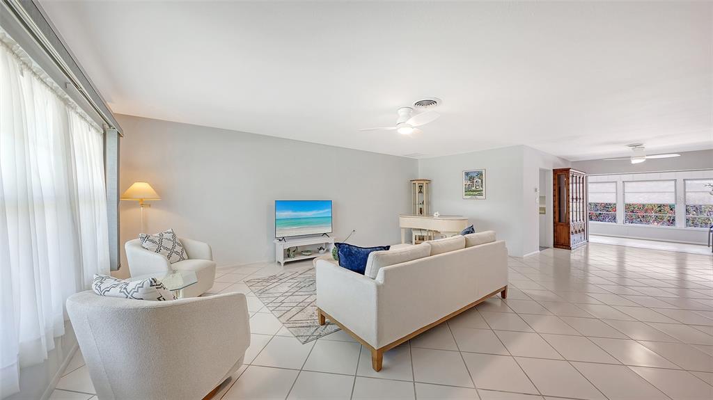 524 Glen Oak Road Venice, FL 34293 - Photo 6 of 34