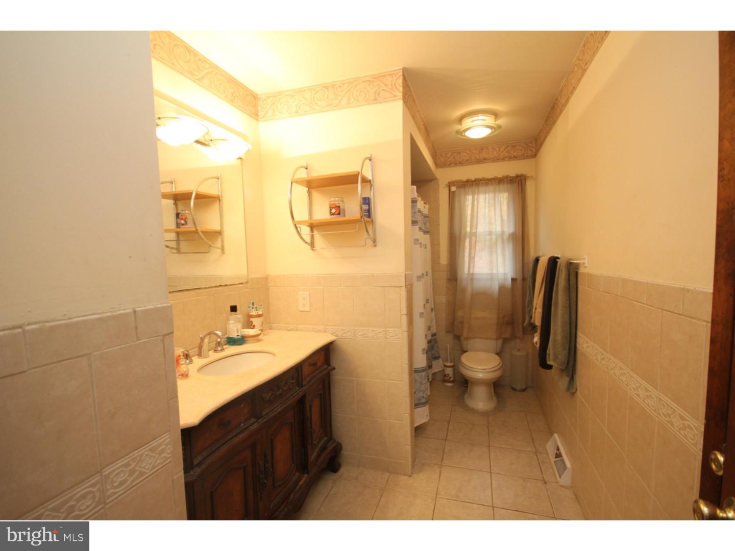 22 Rudner Avenue Hamilton, NJ 08619 - Photo 11 of 14