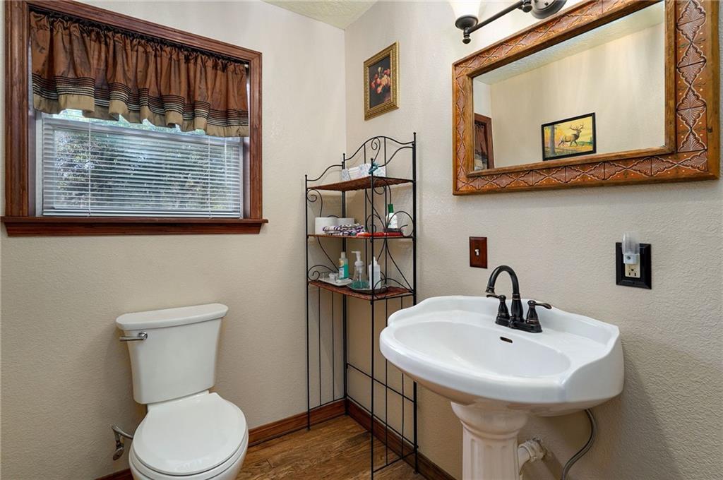 2055 East 335th Road Half Way, MO 65663 - Photo 16 of 99