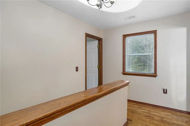 $699,999 | 2055 East 335th Road, Half Way, MO 65663