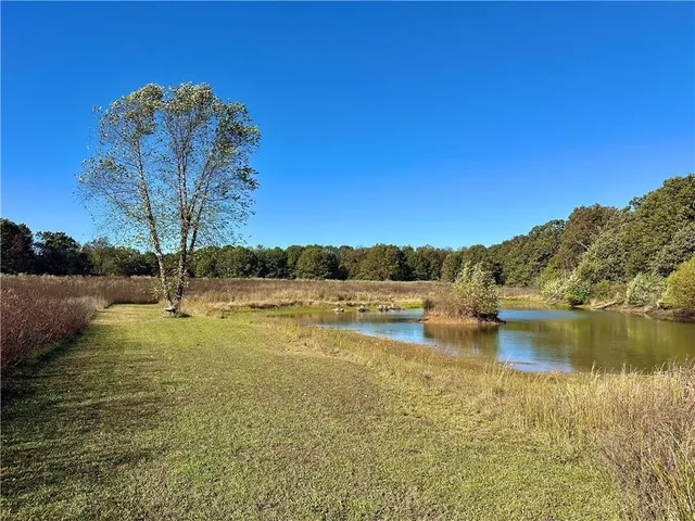 $699,999 | 2055 East 335th Road, Half Way, MO 65663