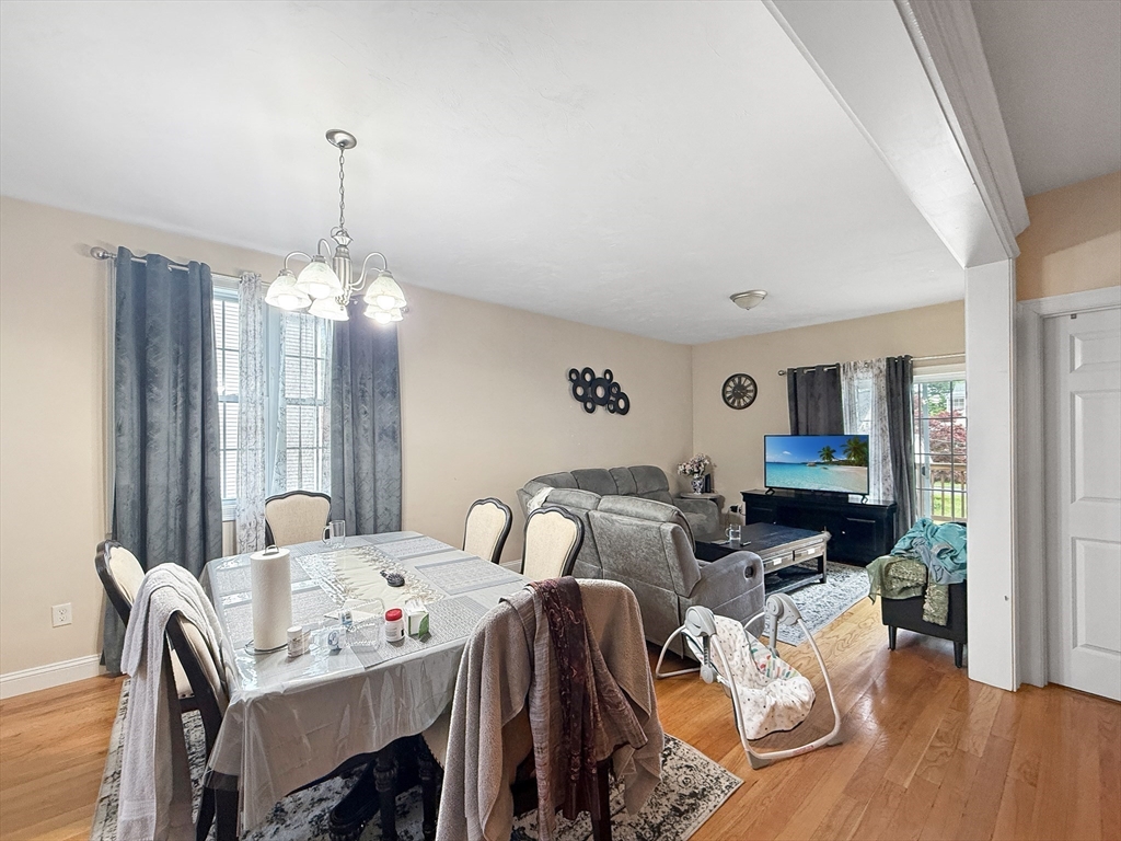 44 Dominion Road Worcester, MA 01605 - Photo 5 of 25