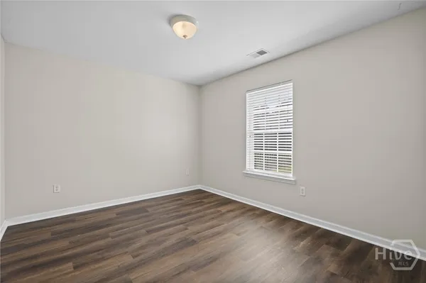 $1,900 | 29 Twin Oaks Place, Savannah, GA 31407