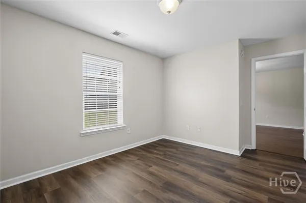 $1,900 | 29 Twin Oaks Place, Savannah, GA 31407