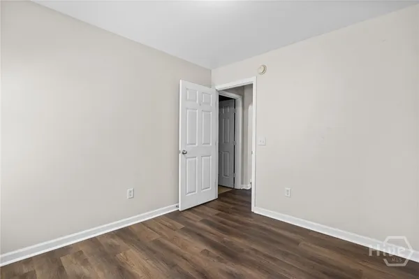 $1,900 | 29 Twin Oaks Place, Savannah, GA 31407