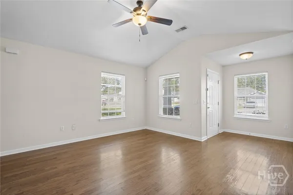 $1,900 | 29 Twin Oaks Place, Savannah, GA 31407