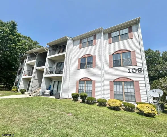 $2,000 | 232 Colonial Court, Unit 232, Galloway Township, NJ 08205