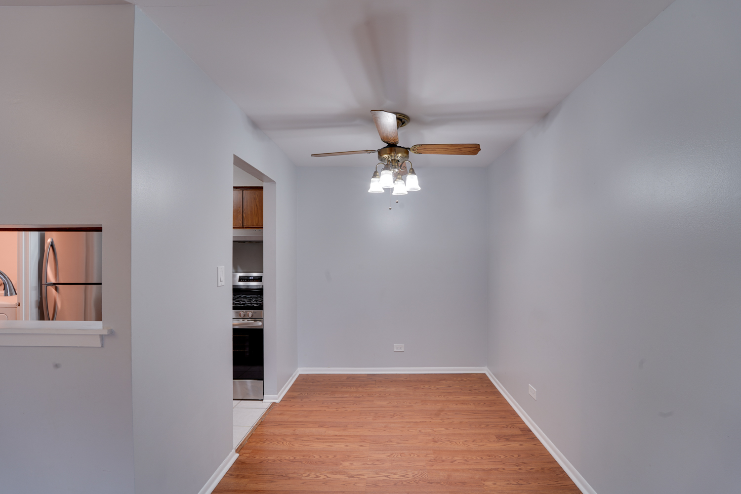 365 Grissom Lane, Unit 365 Hoffman Estates, IL 60169 - Photo 5 of 23