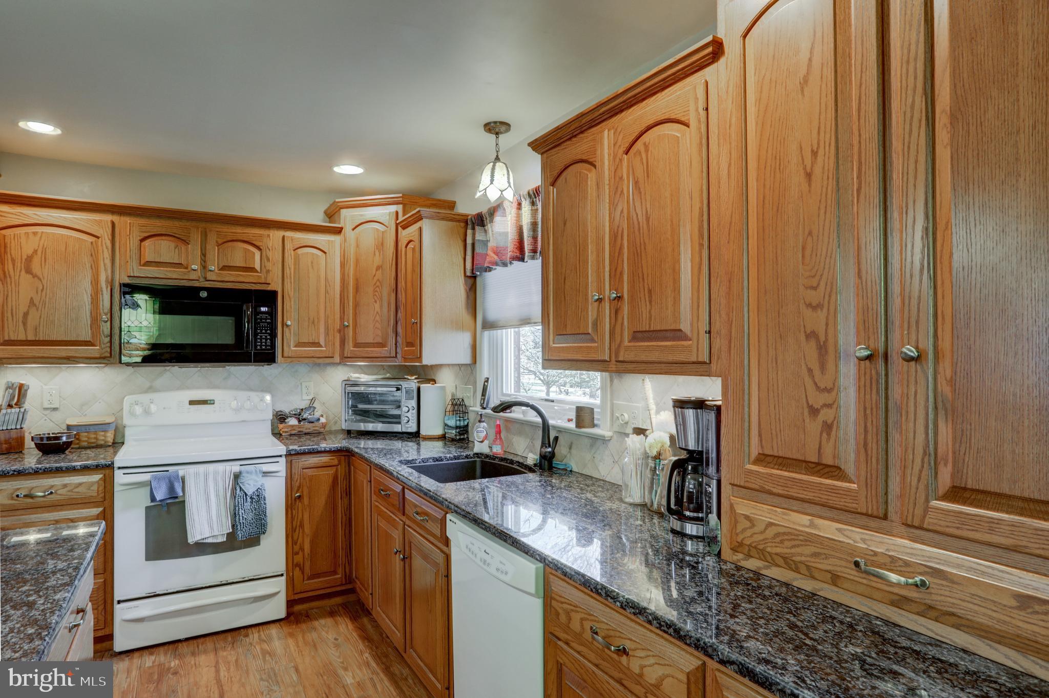 466 Oak Lane Lititz, PA 17543 - Photo 19 of 47