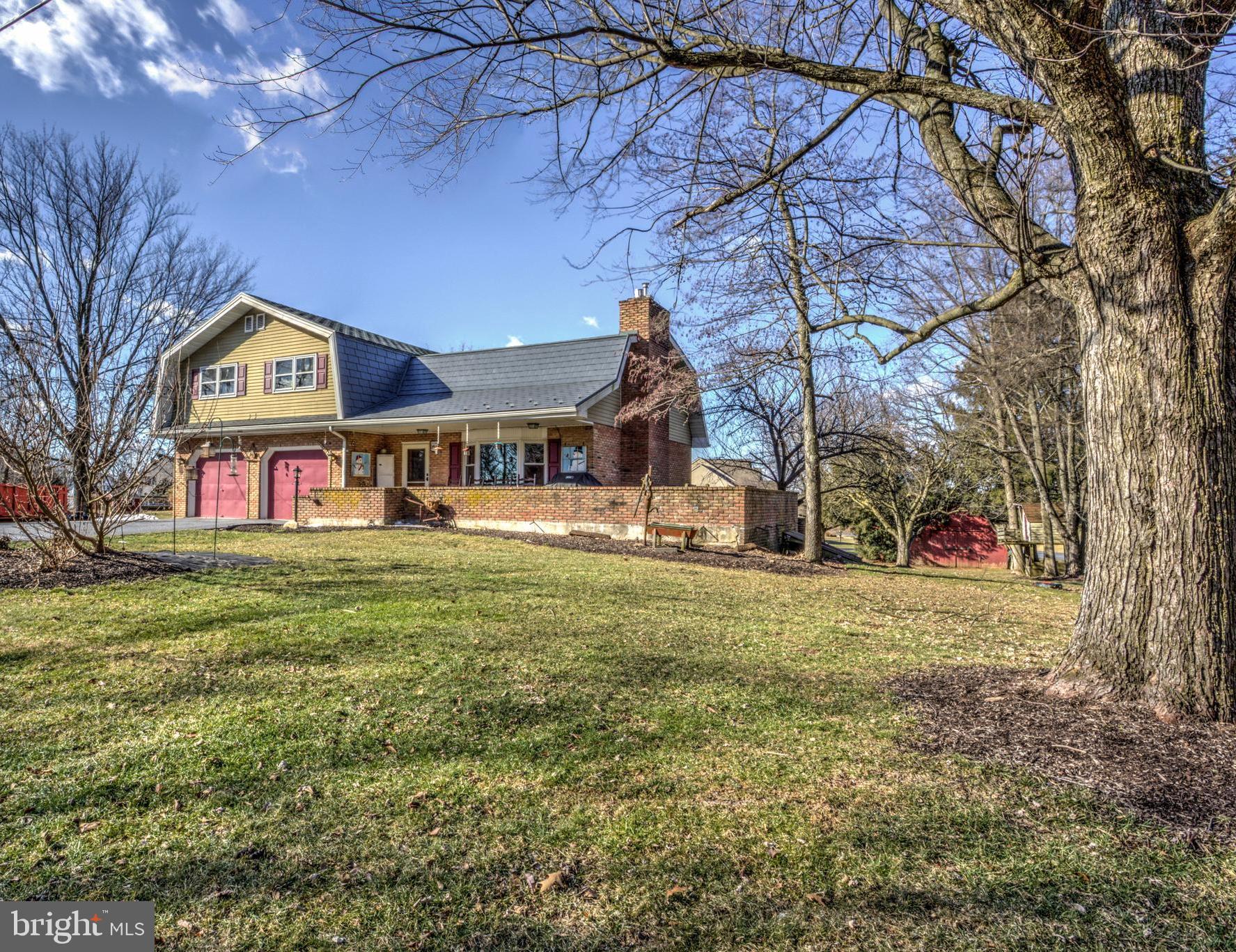 466 Oak Lane Lititz, PA 17543 - Photo 3 of 47