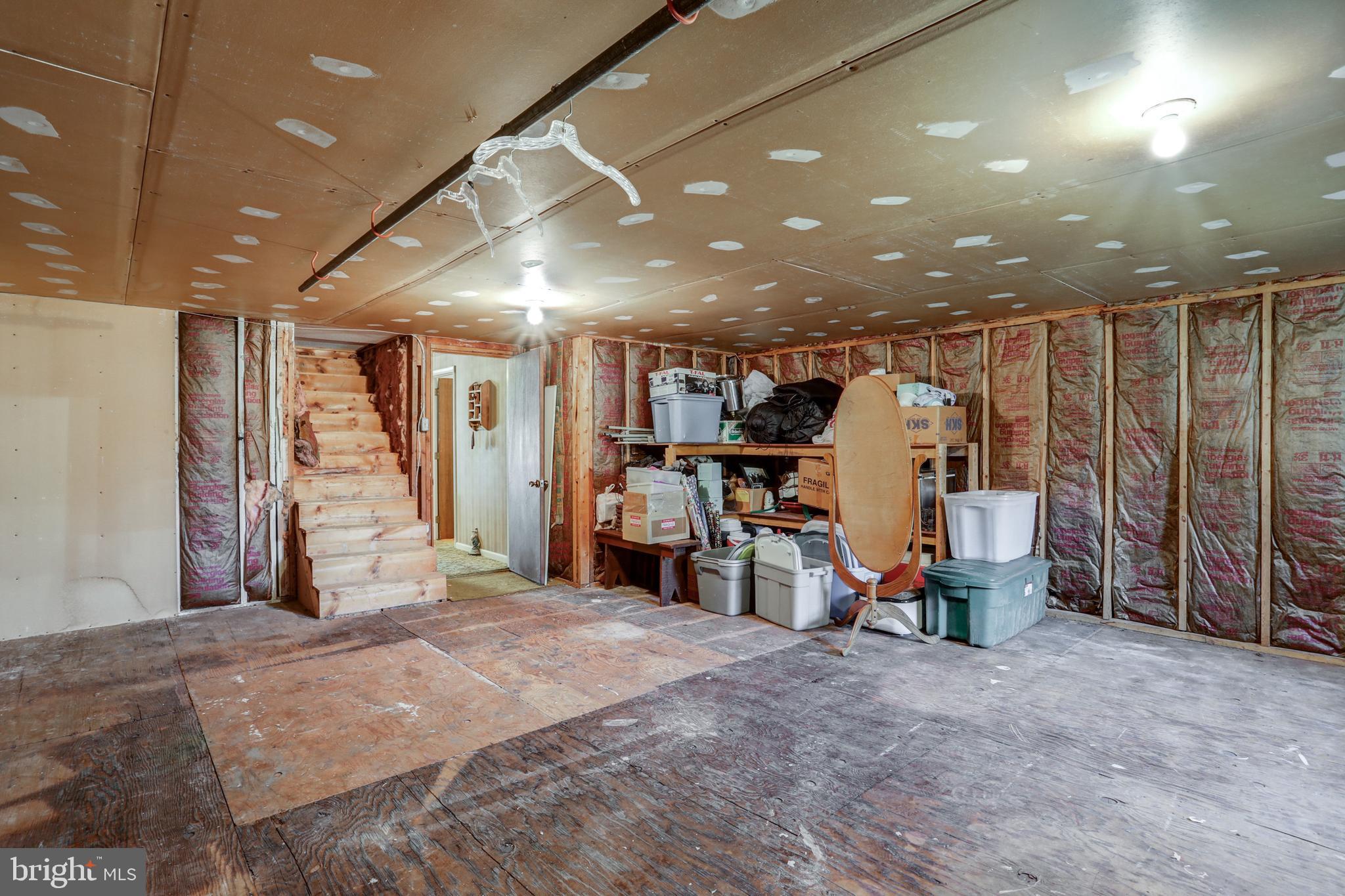 466 Oak Lane Lititz, PA 17543 - Photo 35 of 47 Attic