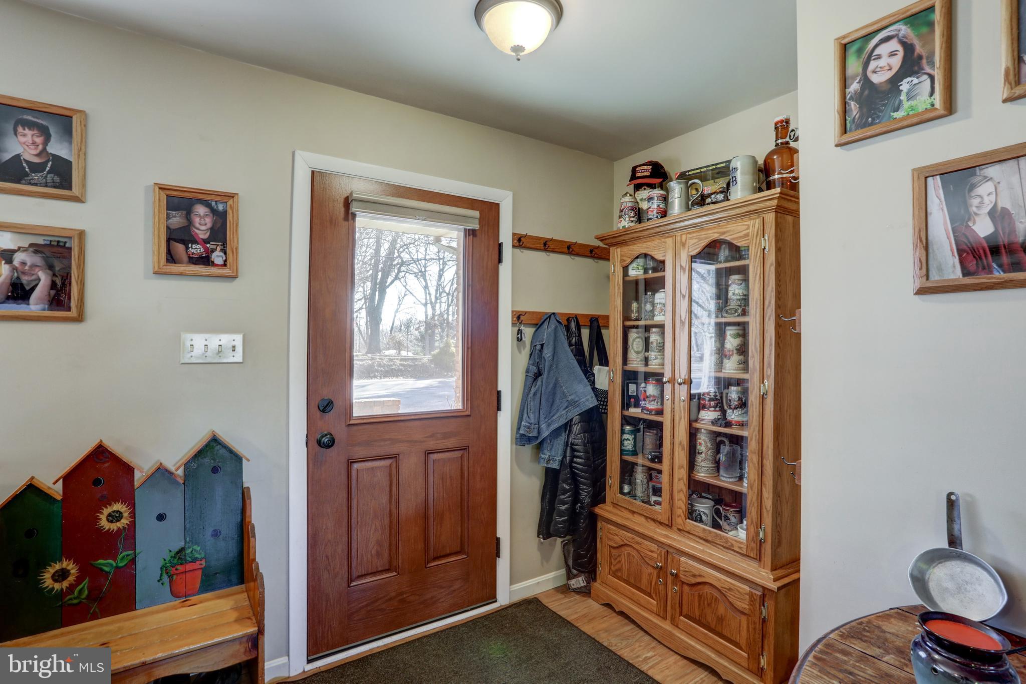 466 Oak Lane Lititz, PA 17543 - Photo 8 of 47