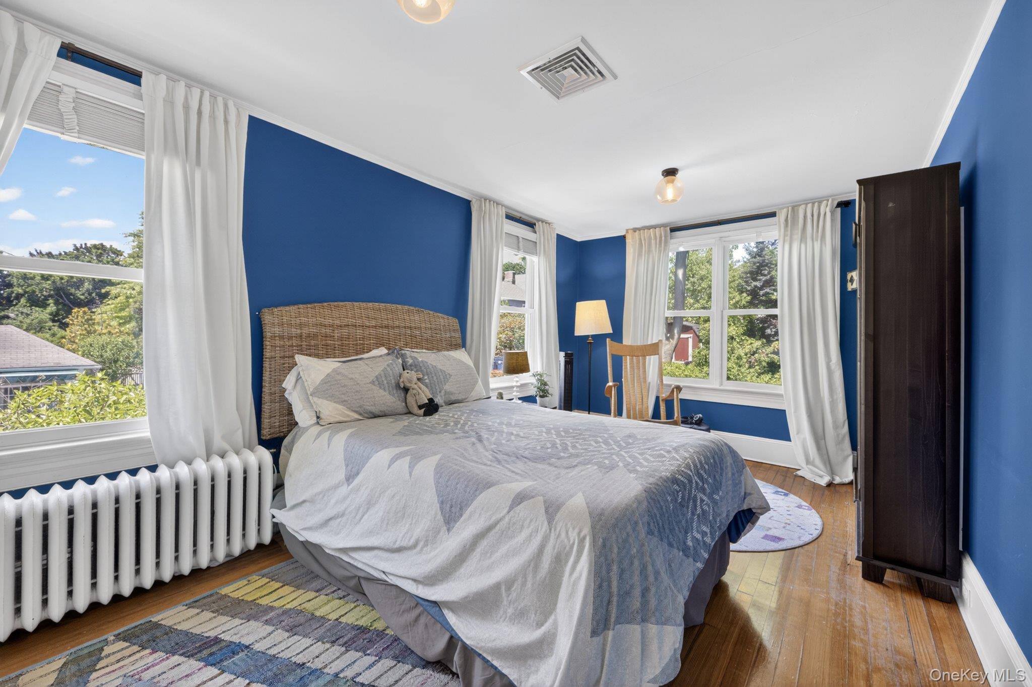 16 Chestnut Street Cold Spring, NY 10516 - Photo 36 of 50 Another large bedroom