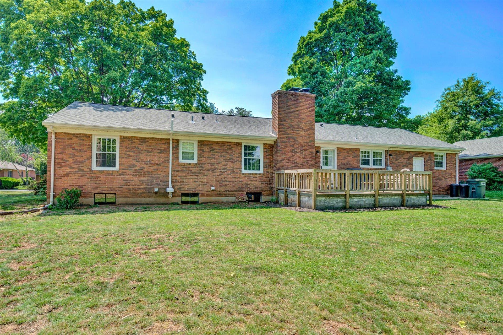 418 Highfield Road Salem, VA 24153 - Photo 36 of 43 Rear View