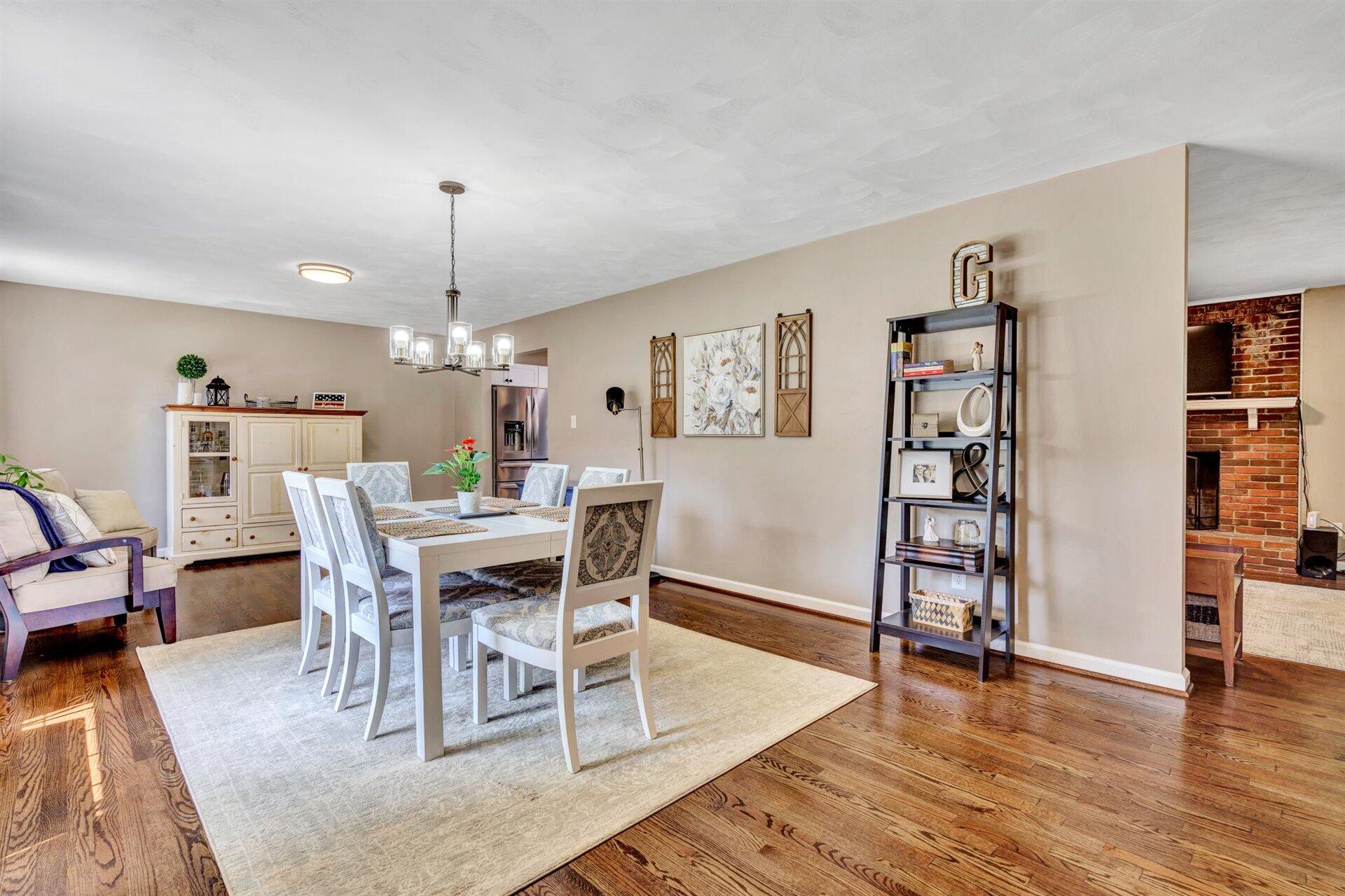 418 Highfield Road Salem, VA 24153 - Photo 6 of 43 Dining Area