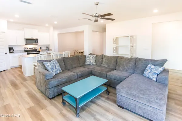 $3,900 | 609 Hancock Way, Panama City Beach, FL 32413