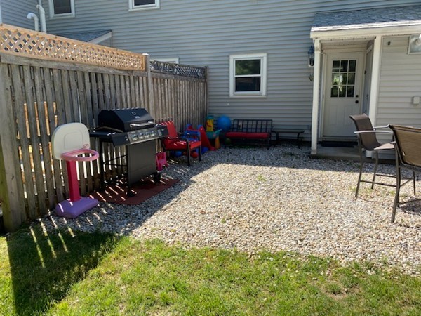 8 Tuck Farm Road, Unit 4 Auburn, MA 01501 - Photo 31 of 36 Gallery Image 31
