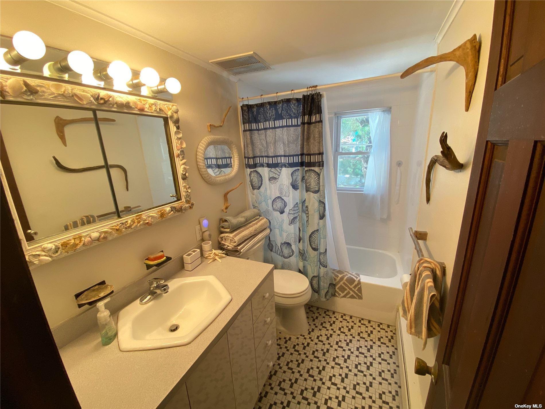145 Inwood Avenue Point Lookout, NY 11569 - Photo 14 of 21