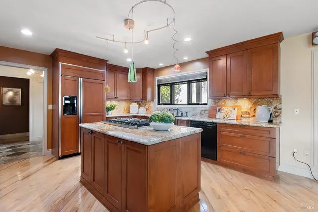 $1,275,000 | 1372 Bonita Bahia, Benicia, CA 94510