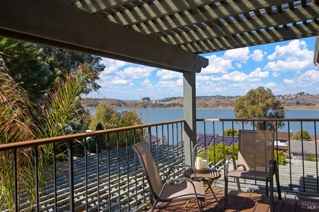 $1,275,000 | 1372 Bonita Bahia, Benicia, CA 94510